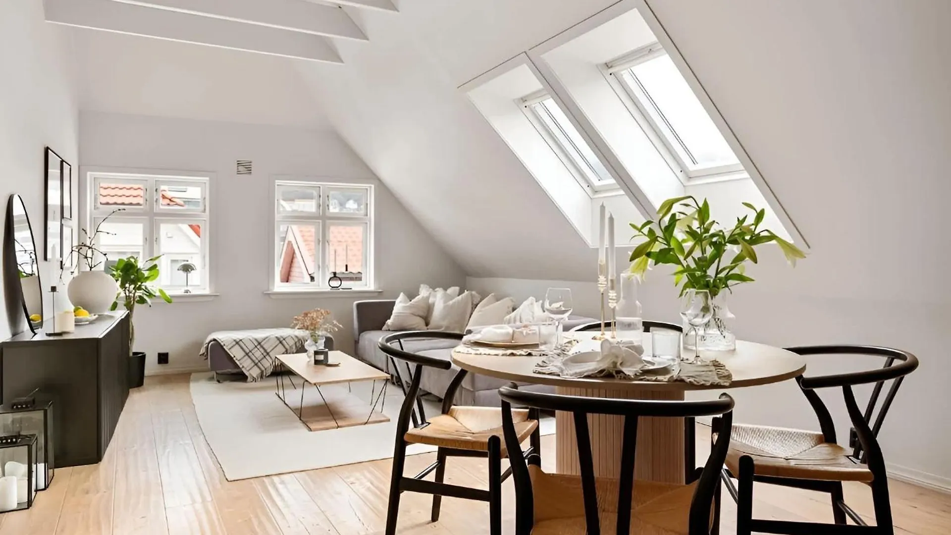 Cozy Apartment In Unique Atrium House At Nordnes location
