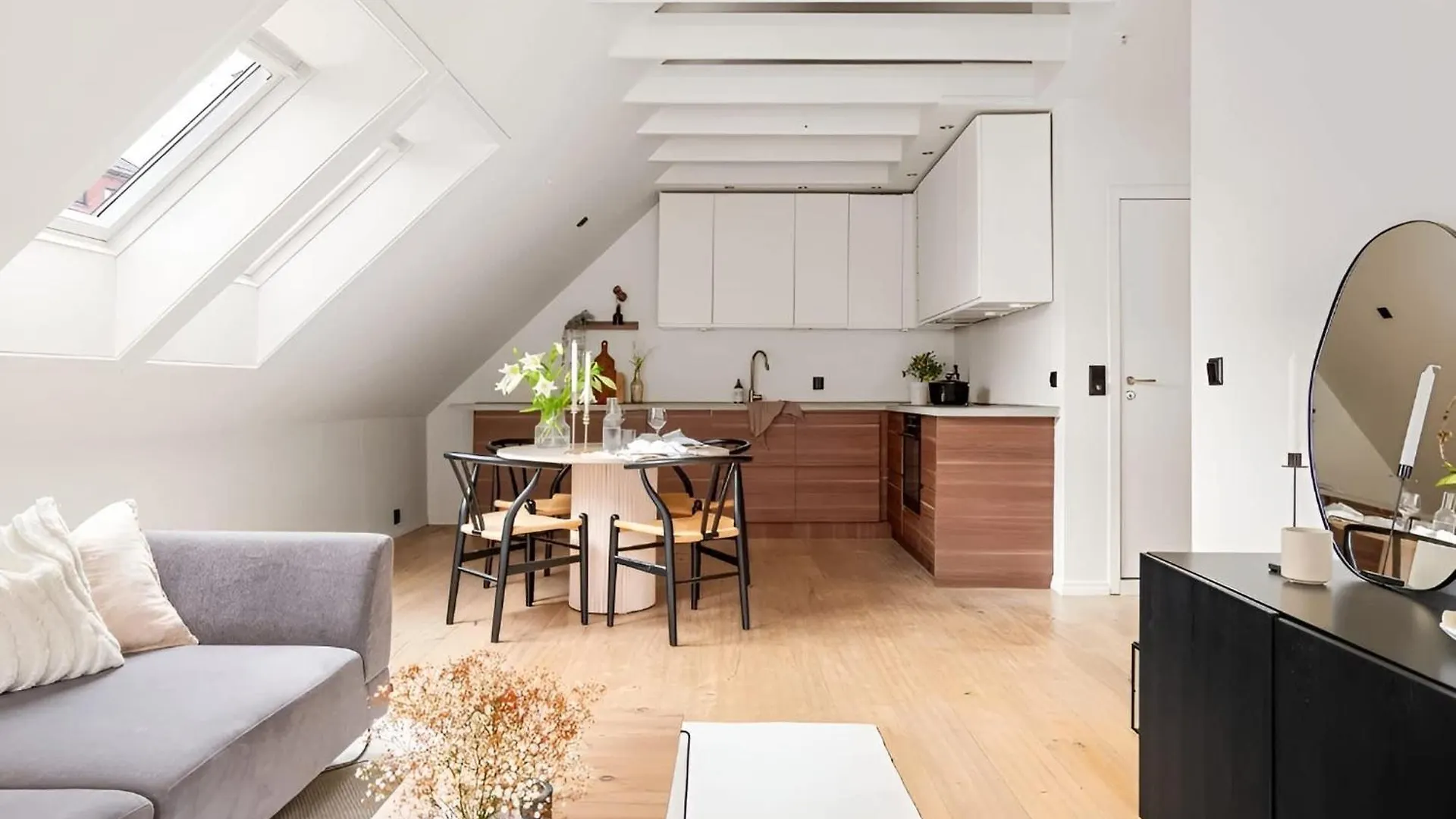 Cozy Apartment In Unique Atrium House At Nordnes Bergen 0*,  Norway